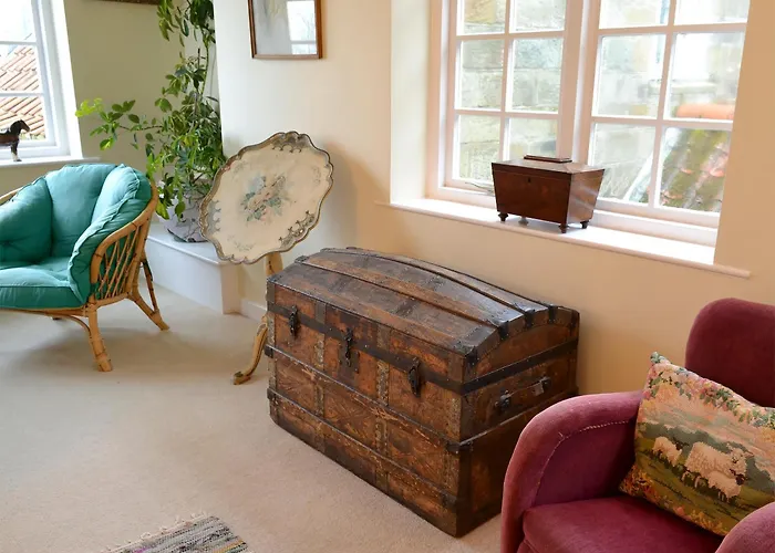 White Rose * Robin Hood's Bay